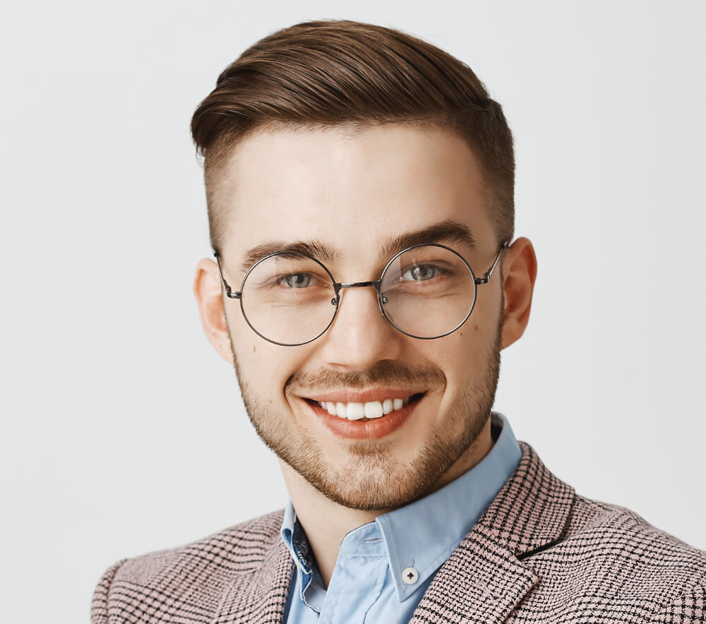 handsome-businessman-suit-glasses-cross-arms-chest-look (1) (1)